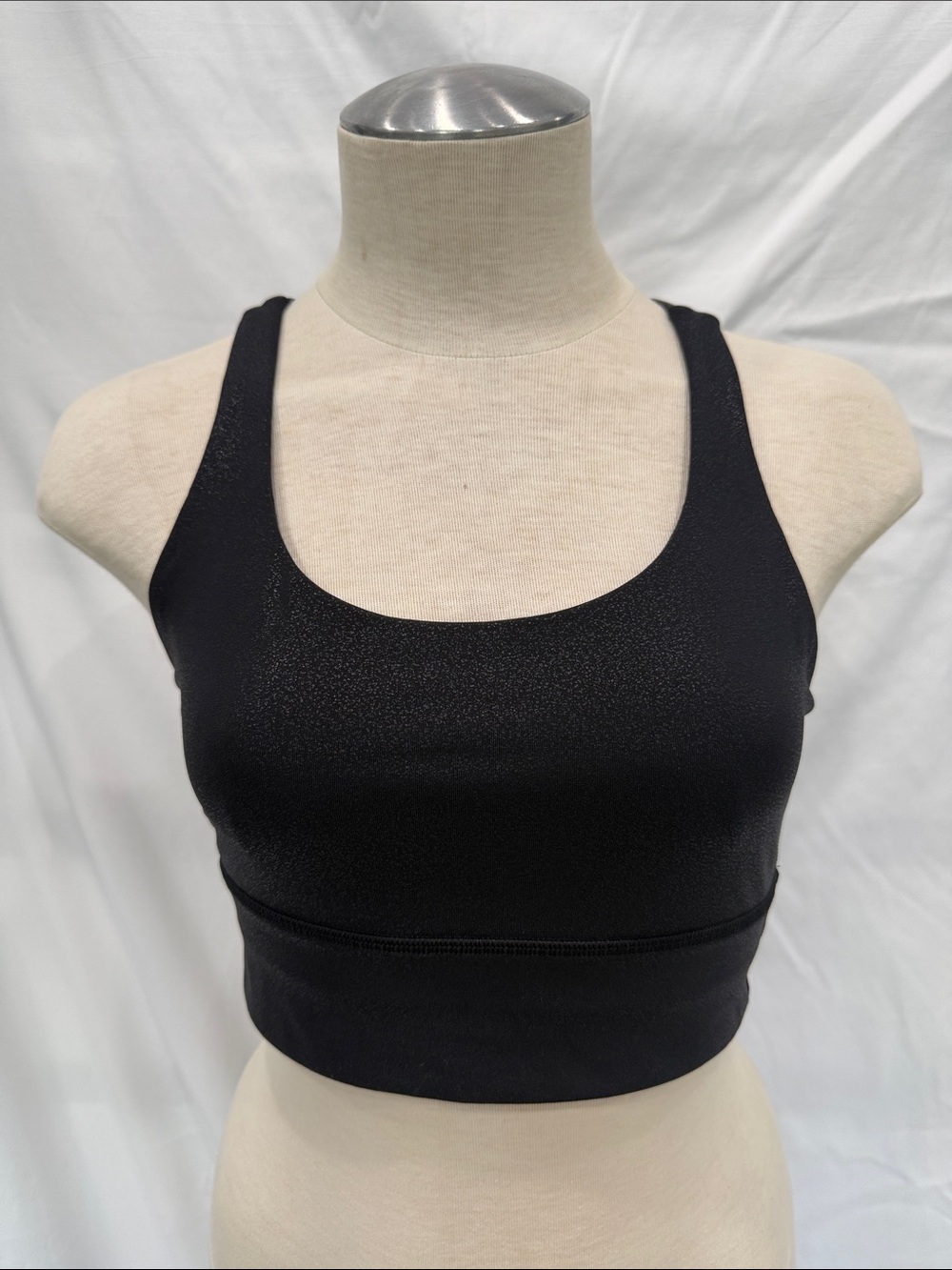 Lululemon Energy Bra ~ Black shine - size 6 - excellent condition